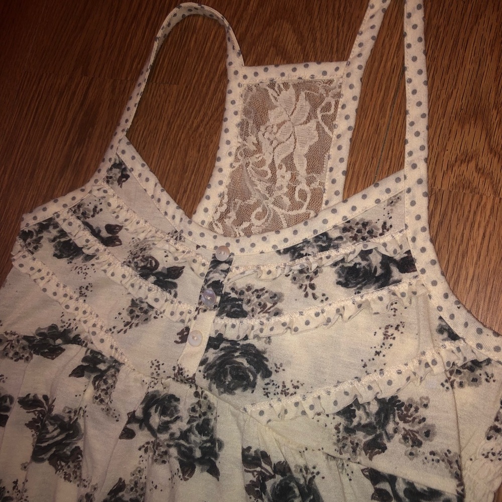 Decree tank top